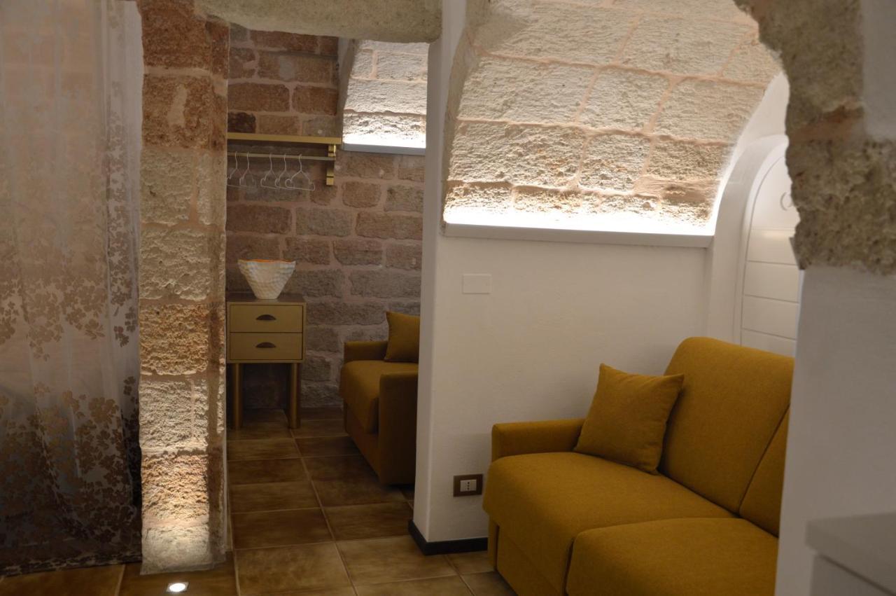 Отель Gold White Exclusive House Полиньяно-а-Маре Экстерьер фото