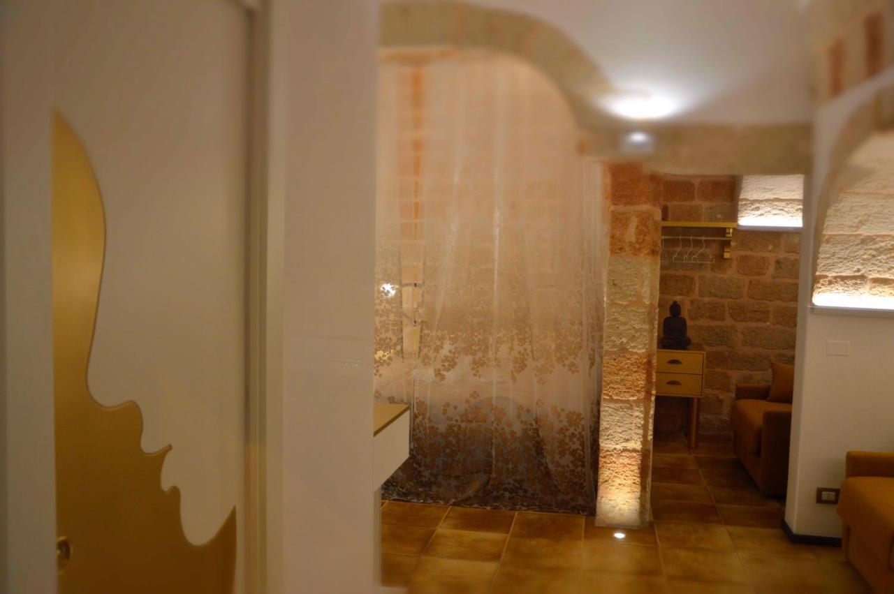Отель Gold White Exclusive House Полиньяно-а-Маре Экстерьер фото