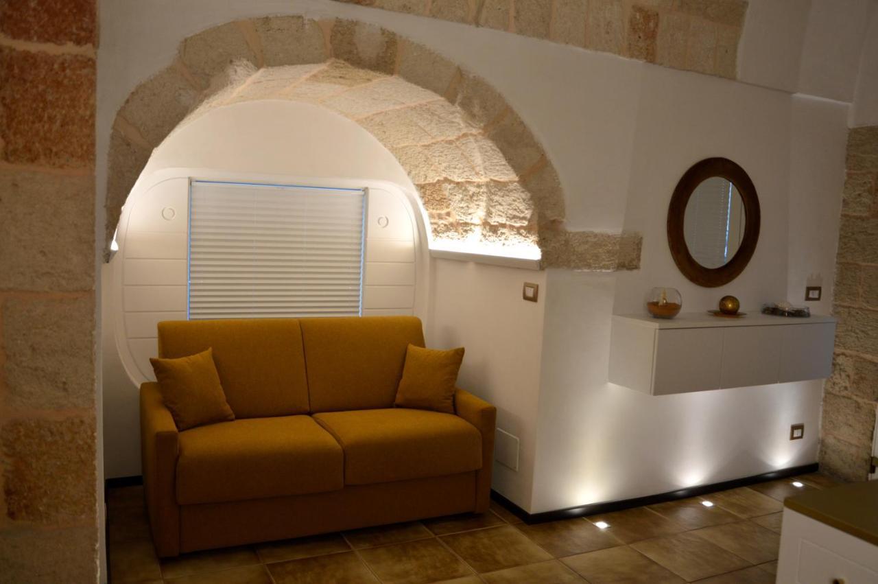 Отель Gold White Exclusive House Полиньяно-а-Маре Экстерьер фото