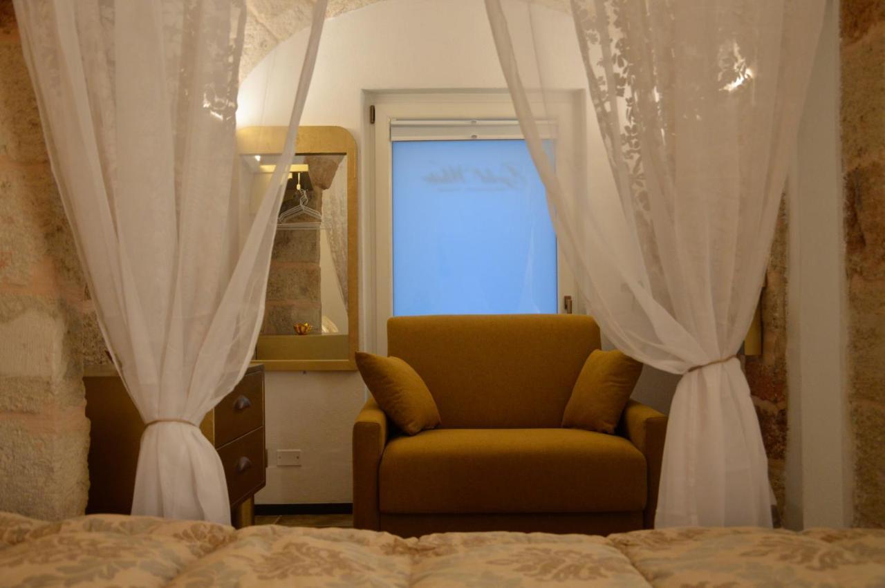 Отель Gold White Exclusive House Полиньяно-а-Маре Экстерьер фото