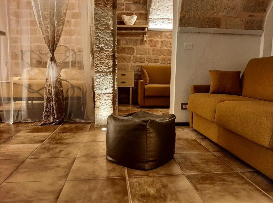 Отель Gold White Exclusive House Полиньяно-а-Маре Экстерьер фото